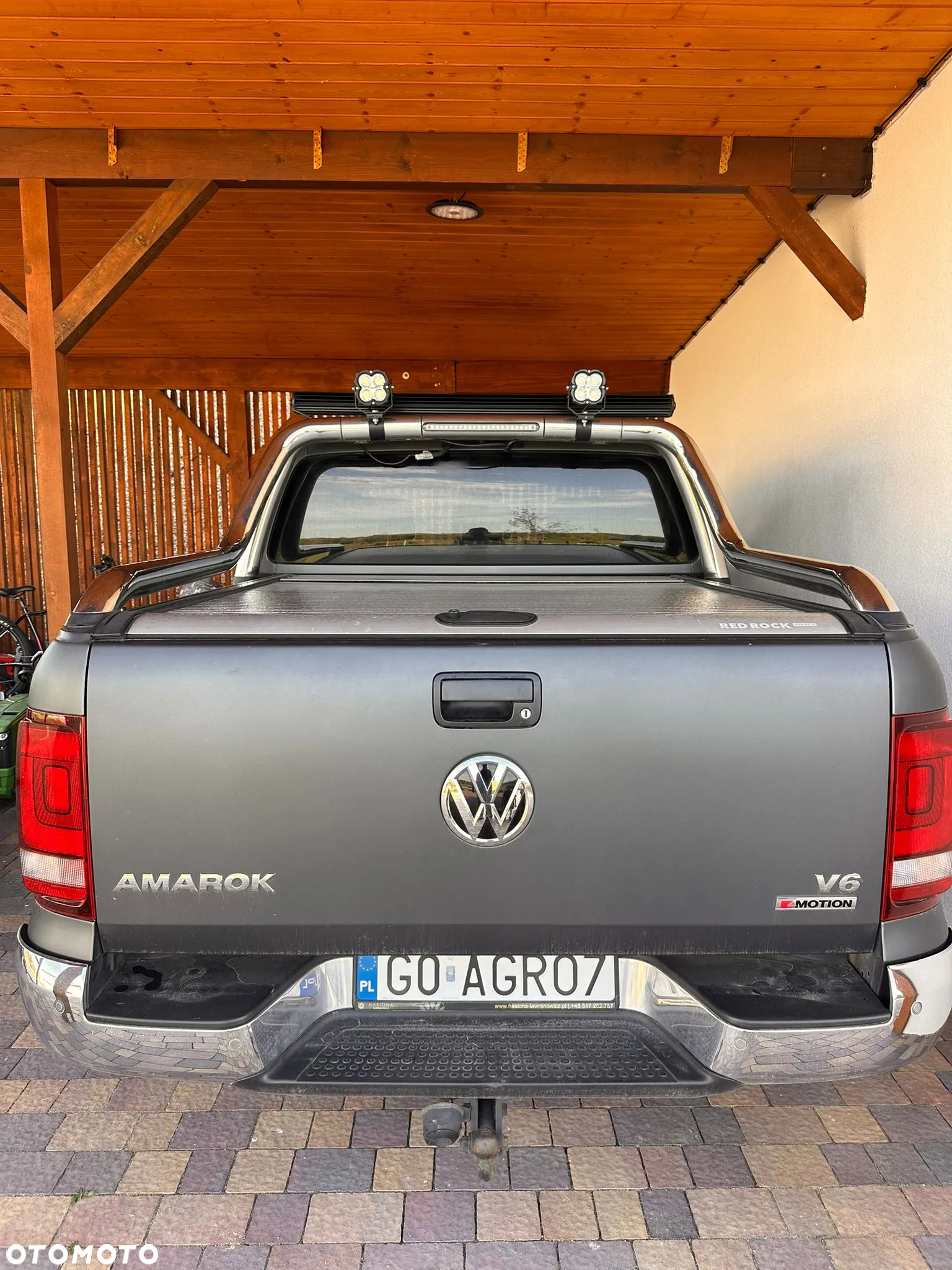 Volkswagen Amarok 3.0 V6 TDI 4Mot Aventura - 8