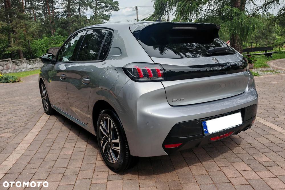 Peugeot 208 PureTech 100 EAT8 Allure - 3