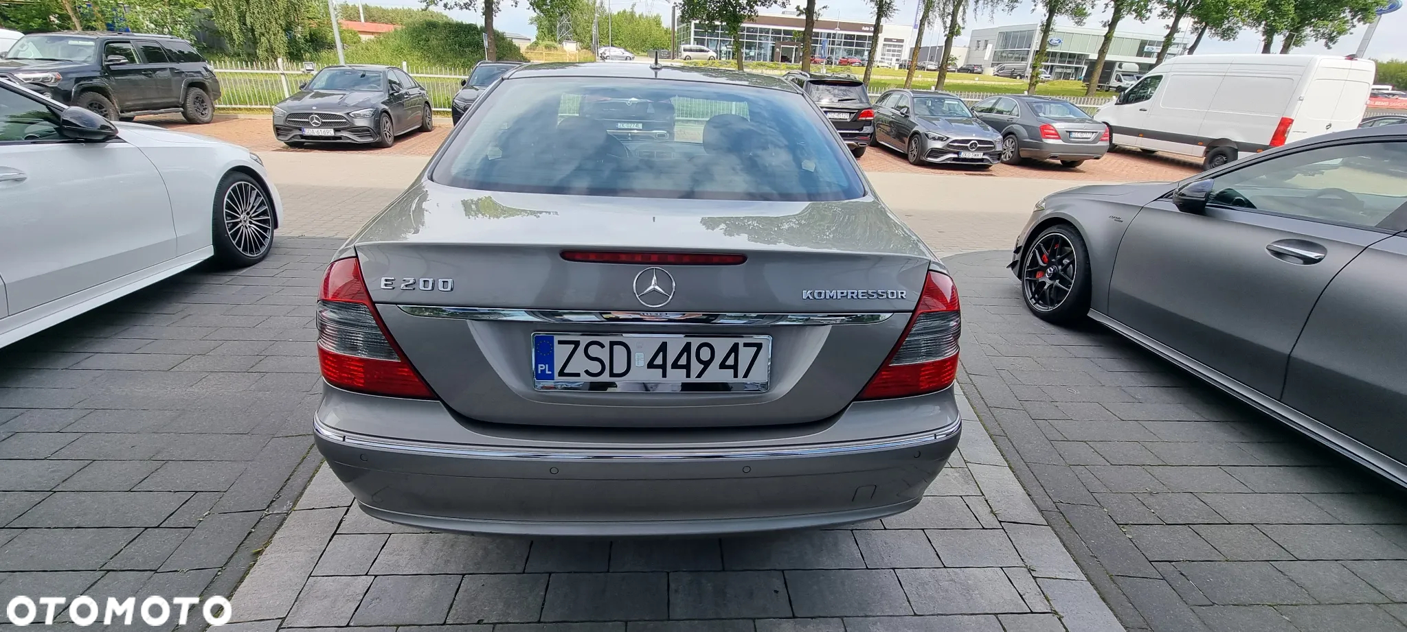 Mercedes-Benz Klasa E 200 Kompressor Elegance - 32