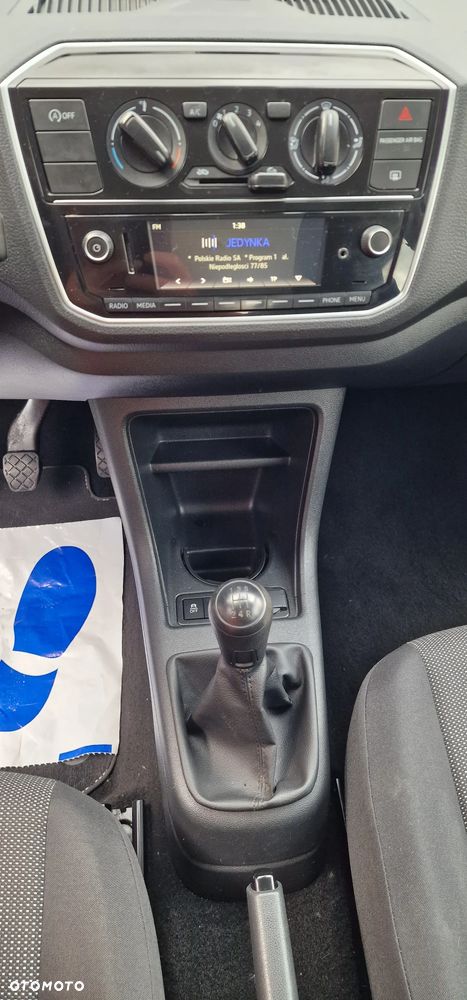 Volkswagen up! (BlueMotion Technology) move - 16