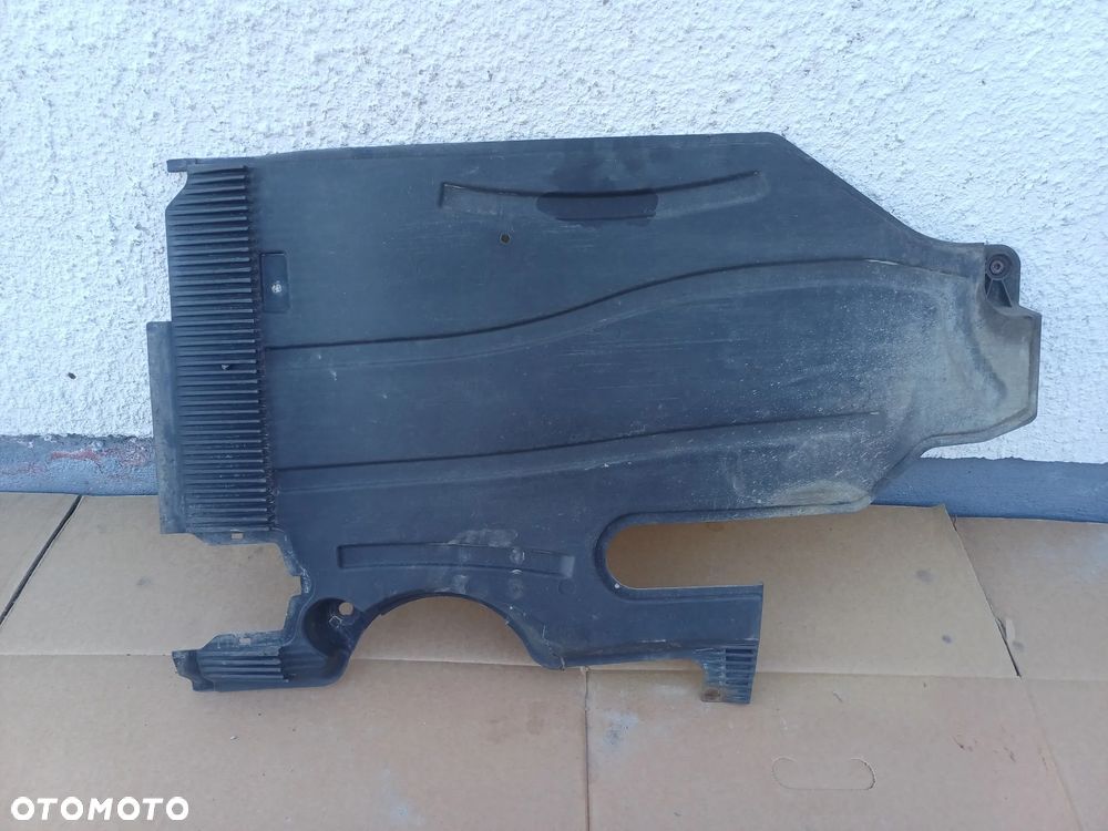 Płyta osłona podłogi podwozia prawa Skoda Superb II 3T0825202G kombi - 7