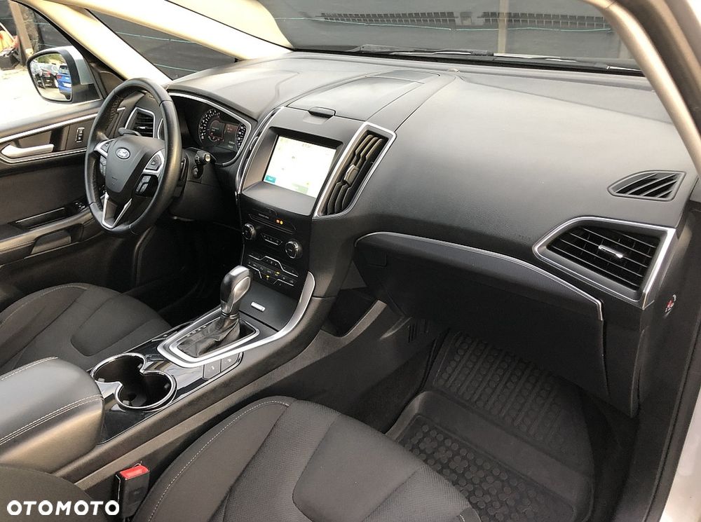 Ford S-Max 2.0 EcoBlue Titanium - 39
