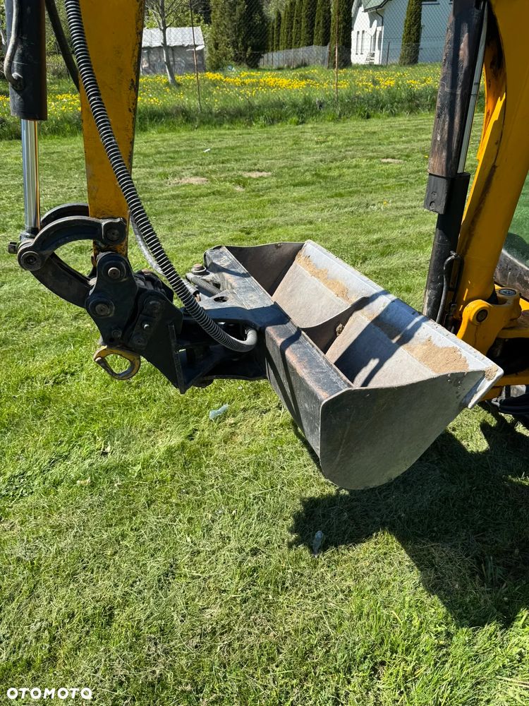 JCB 8018 - 10