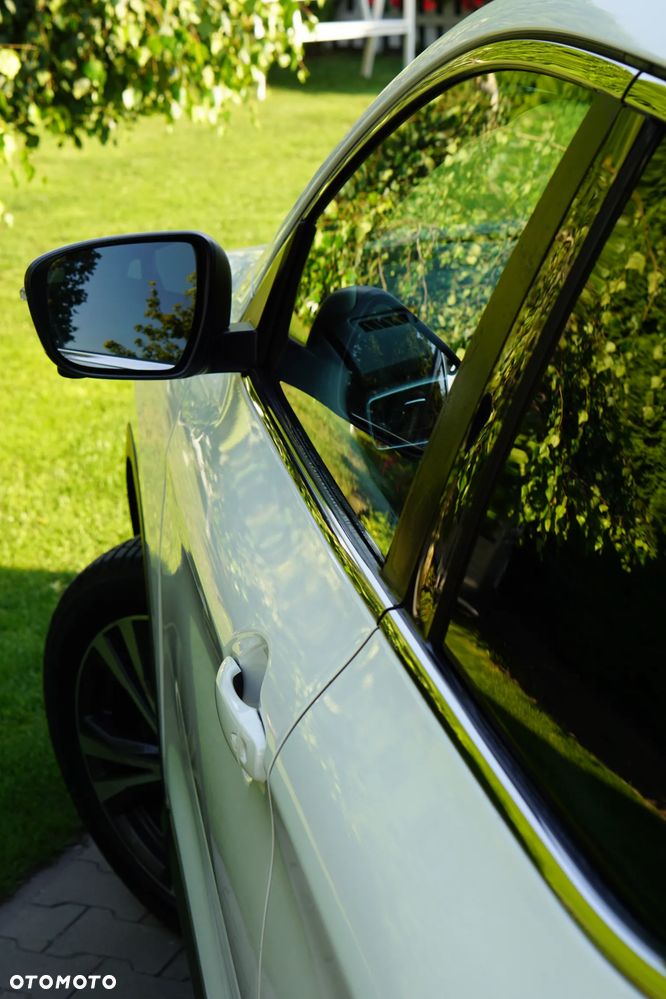 Nissan Qashqai - 25
