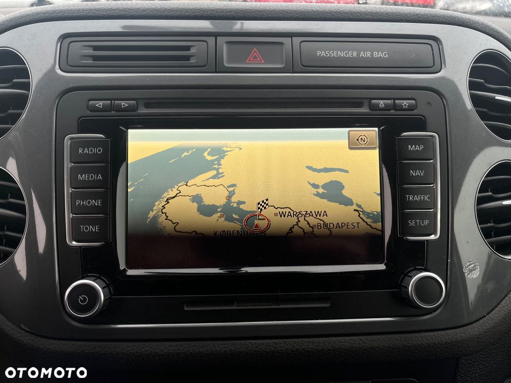 Volkswagen Tiguan 2.0 TDI DPF 4Motion BlueMotion Technology DSG Trend & Fun - 16