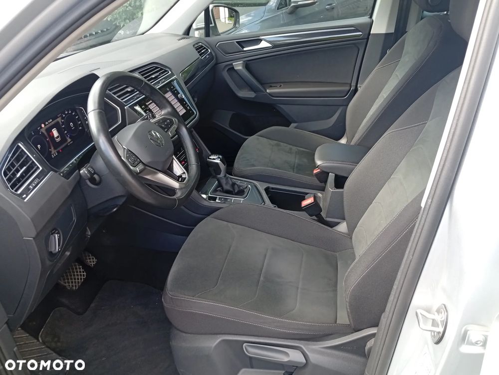 Volkswagen Tiguan 2.0 TDI SCR Elegance DSG - 9