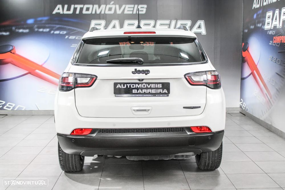 Jeep Compass 1.6 MultiJet Night Eagle - 26