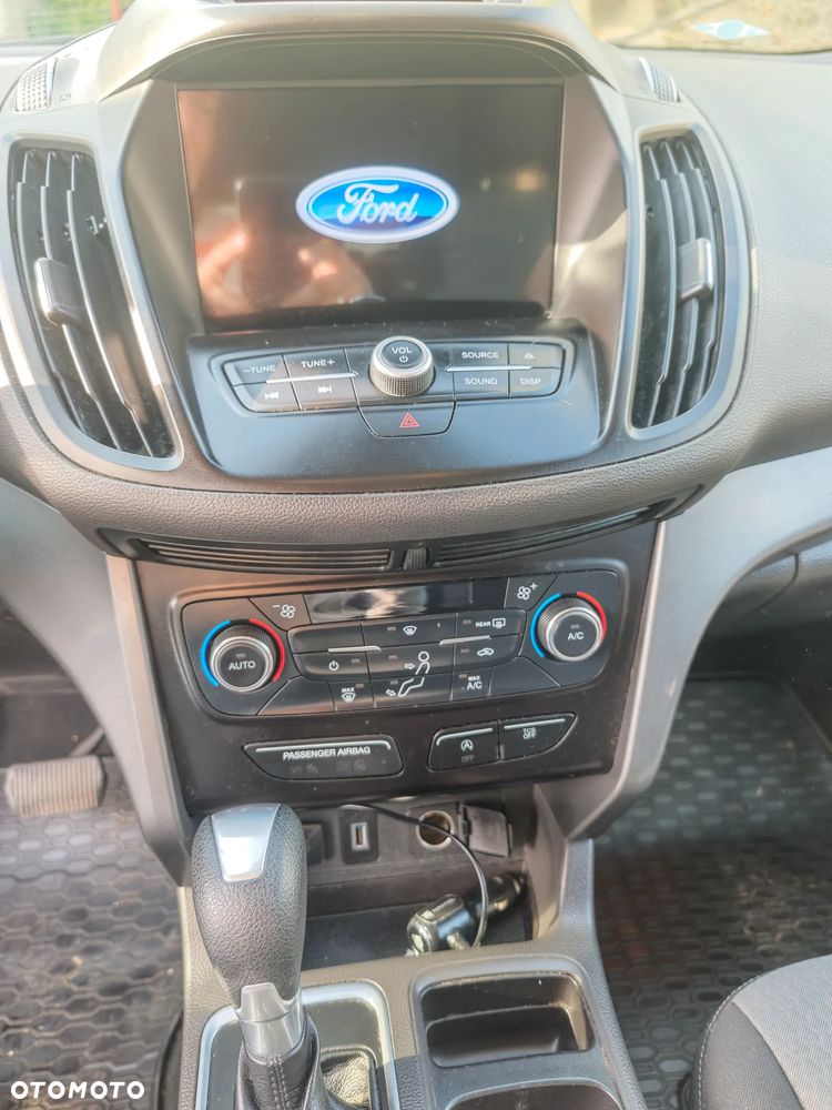 Ford Escape - 8