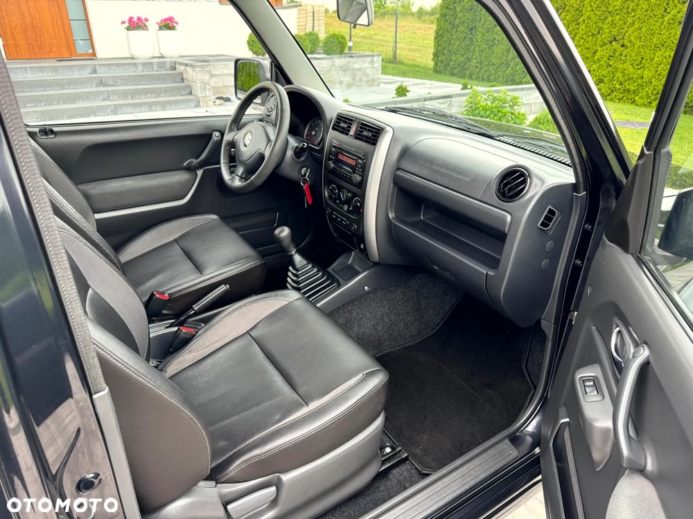 Suzuki Jimny - 11