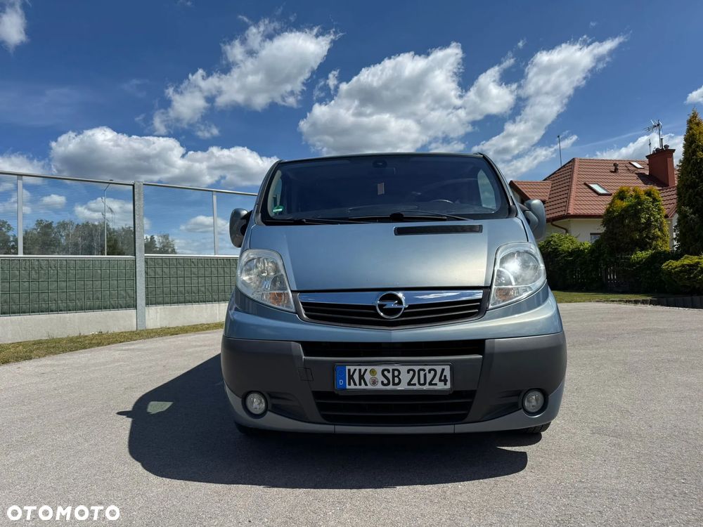 Opel Vivaro - 2