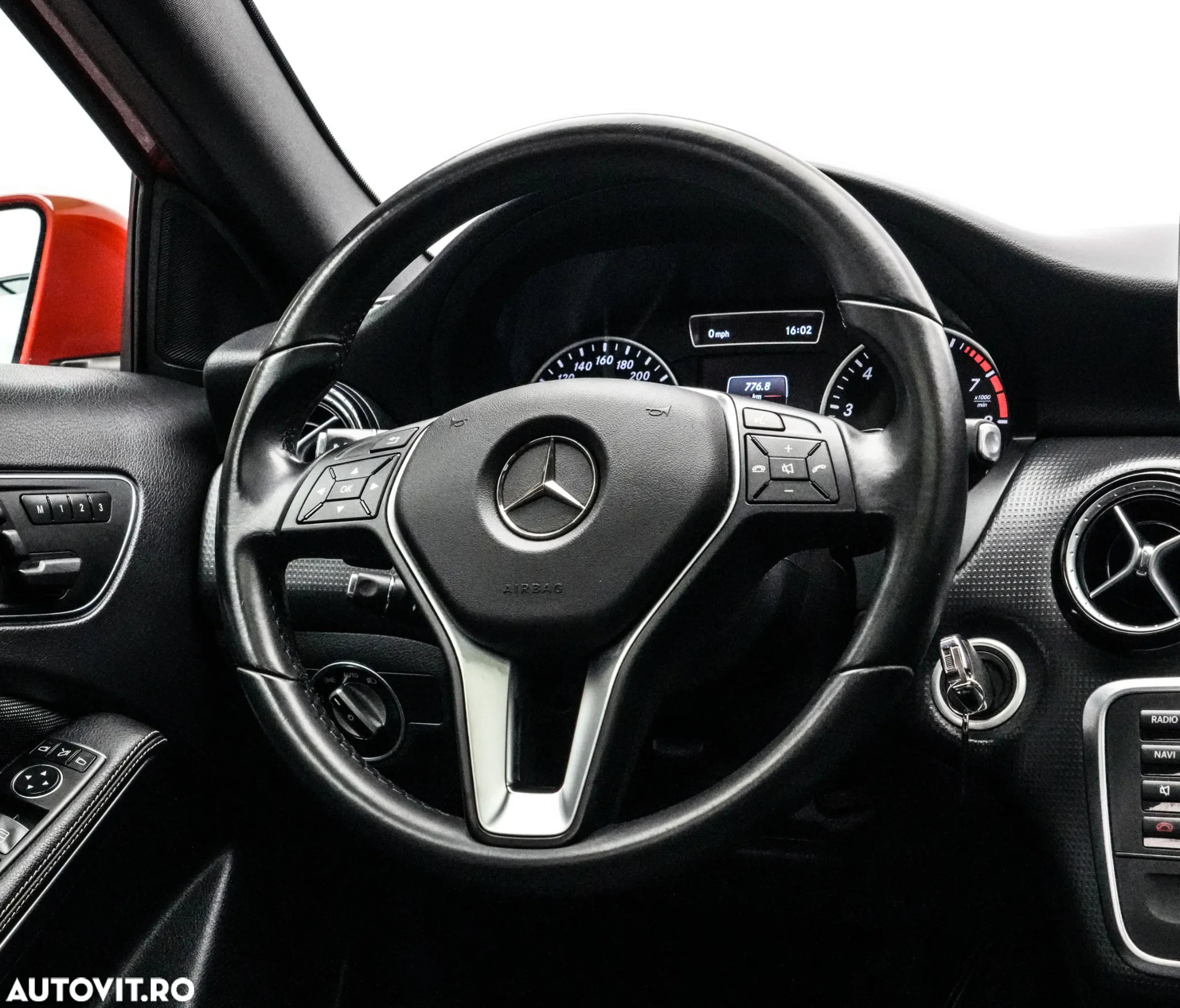Mercedes-Benz A - 18