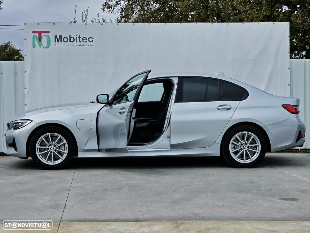 BMW 330 e Corporate Edition Auto - 9