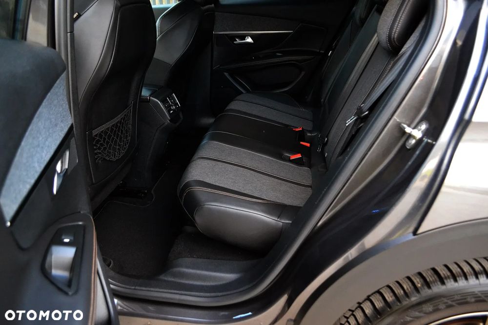 Peugeot 3008 1.6 BlueHDi Allure S&S EAT6 - 9