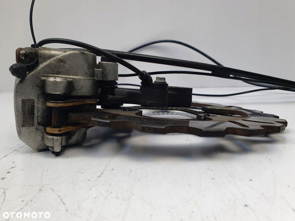TYLNA TARCZA HAMULCOWA ZACISK TYŁ KTM Duke 790 18-24 jarzmo tył - 15