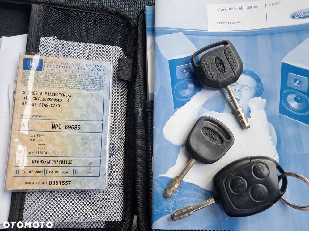 Ford Fiesta - 12