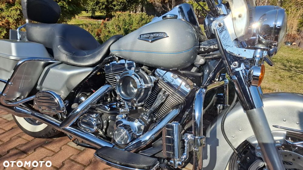 Harley-Davidson Touring Road King - 14