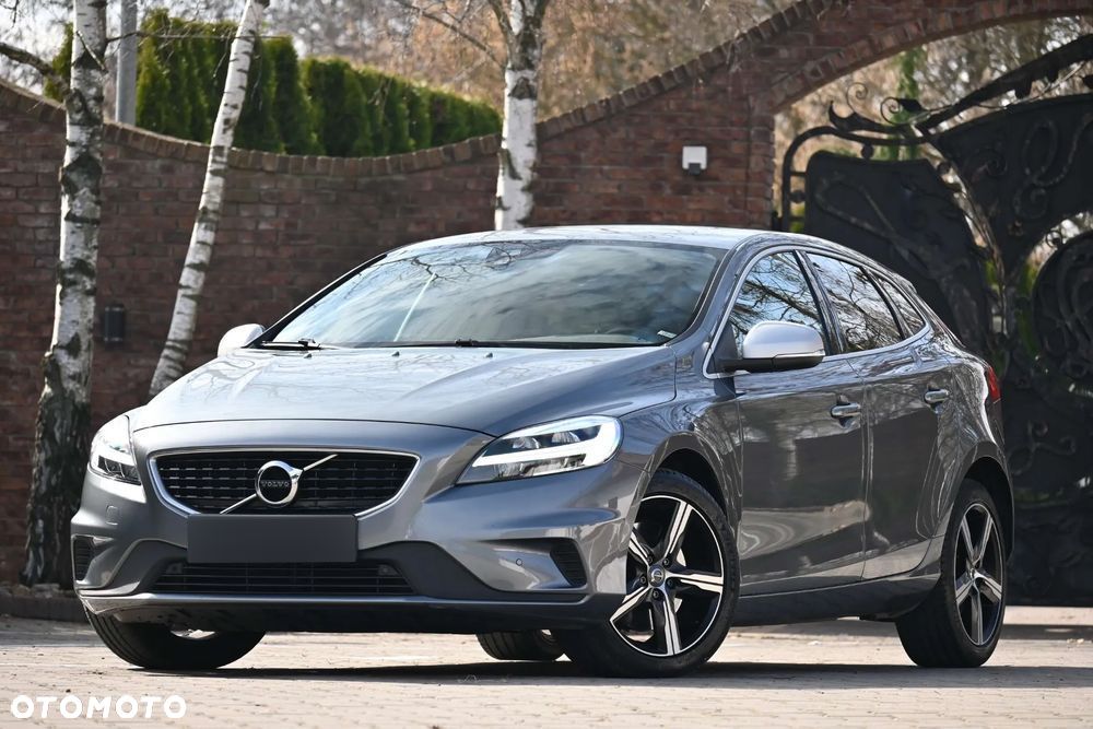 Volvo V40 D2 Geartronic RDesign - 1