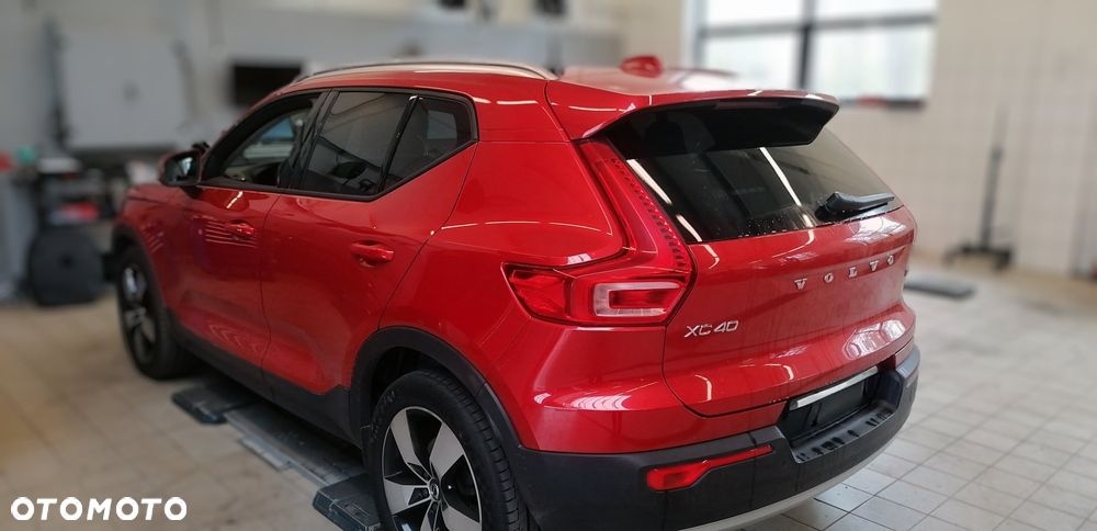 Volvo XC 40 - 4