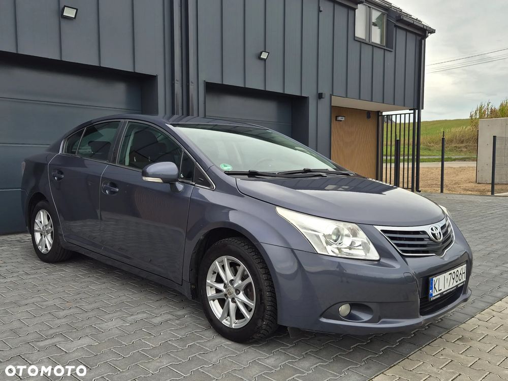 Toyota Avensis 1.8 Premium EU5 - 20