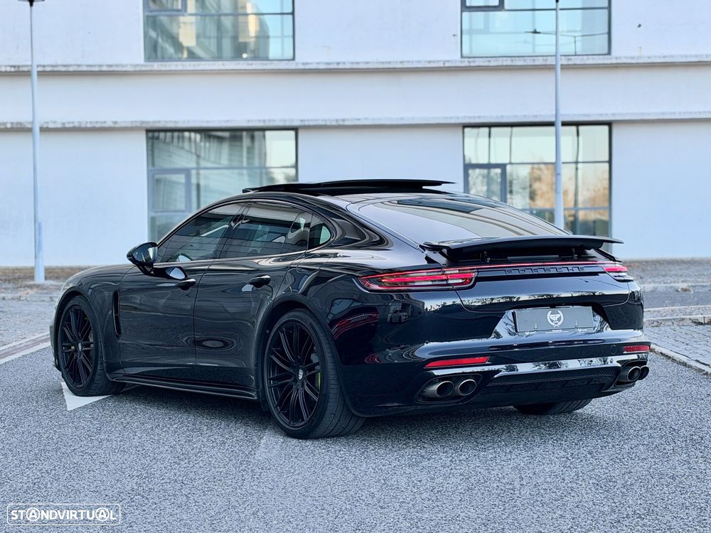 Porsche Panamera - 6