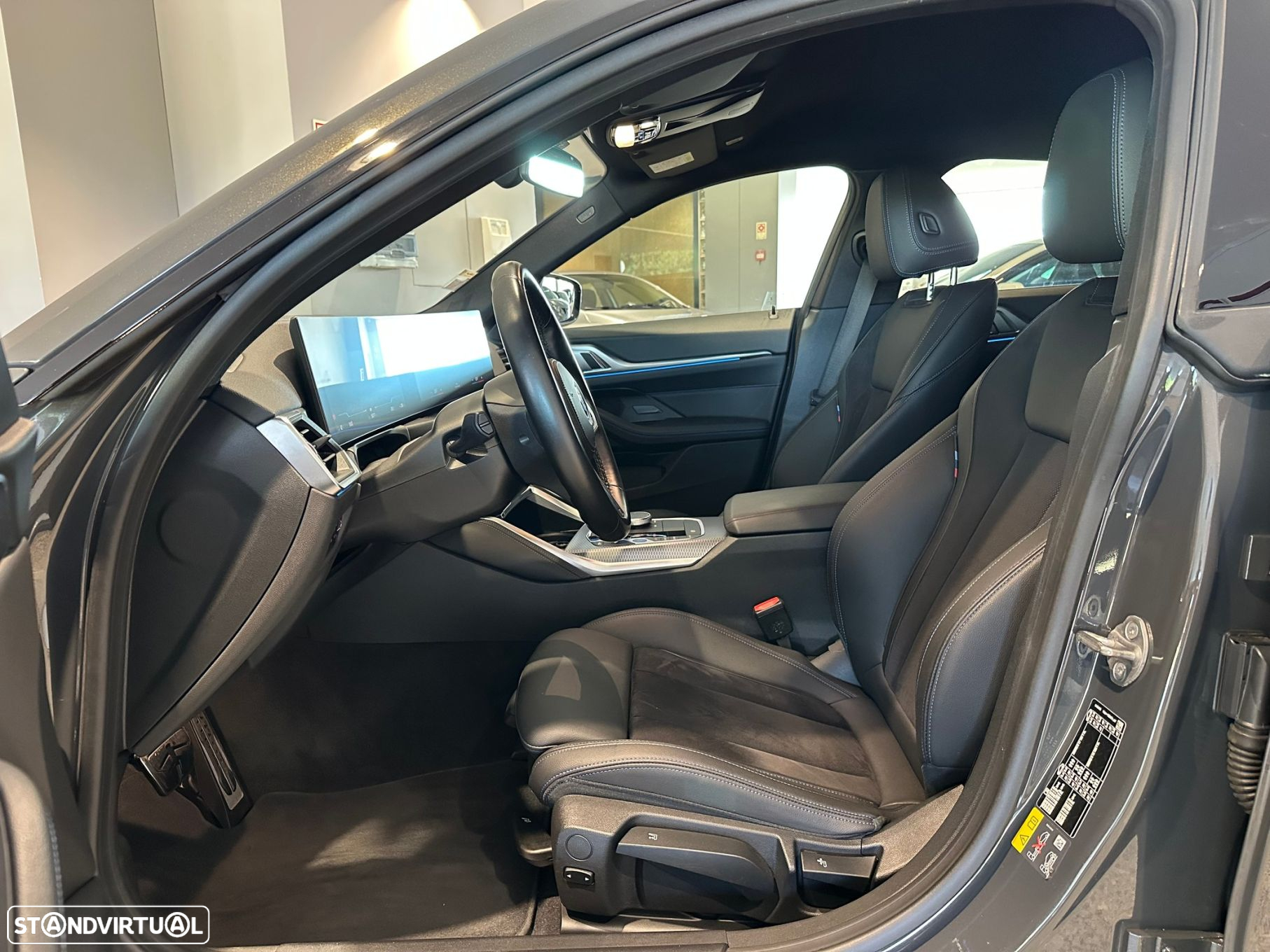 BMW i4 eDrive40 Desportiva M - 8