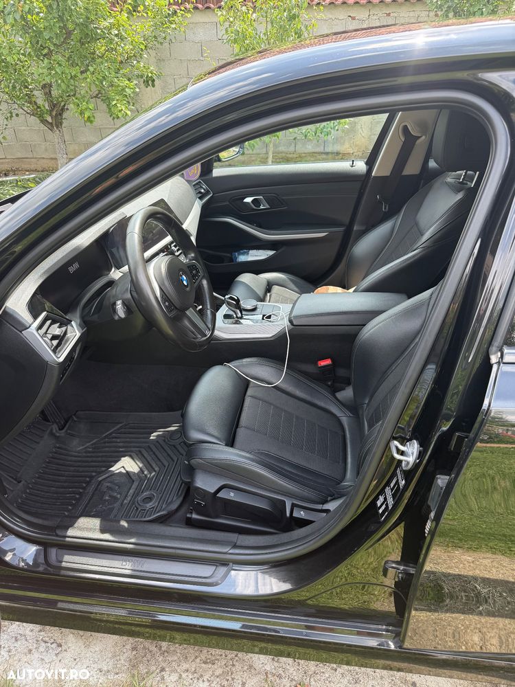 BMW Seria 3 320i Aut. - 8