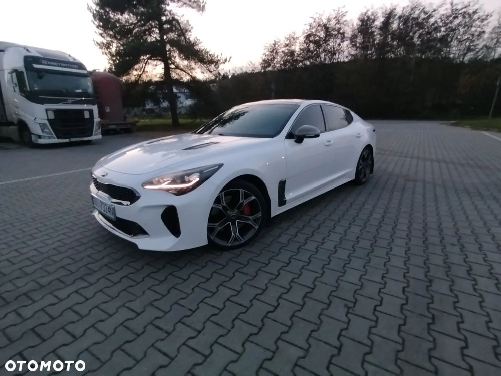 Kia Stinger 3.3 T-GDI V6 GT AWD - 2