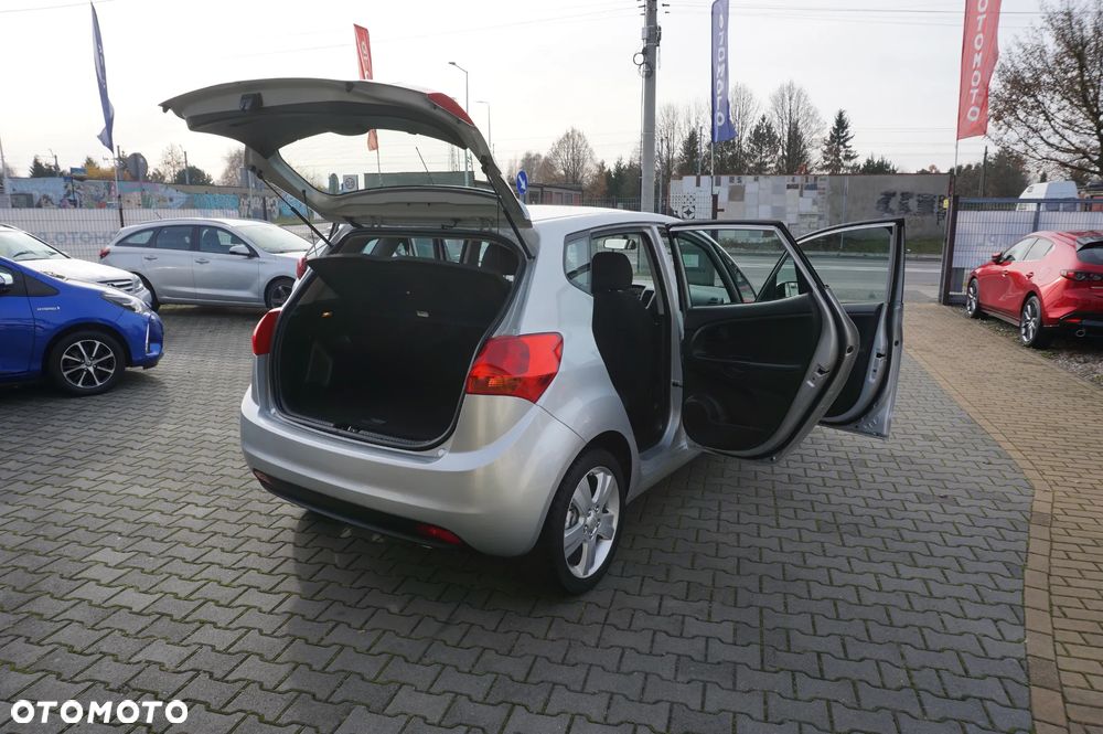 Kia Venga 1.4 Business Line - 15