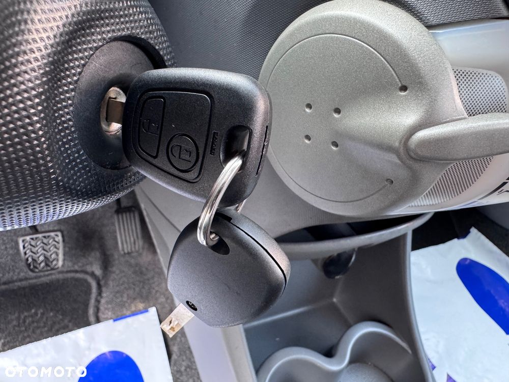 Toyota Aygo Connect - 35