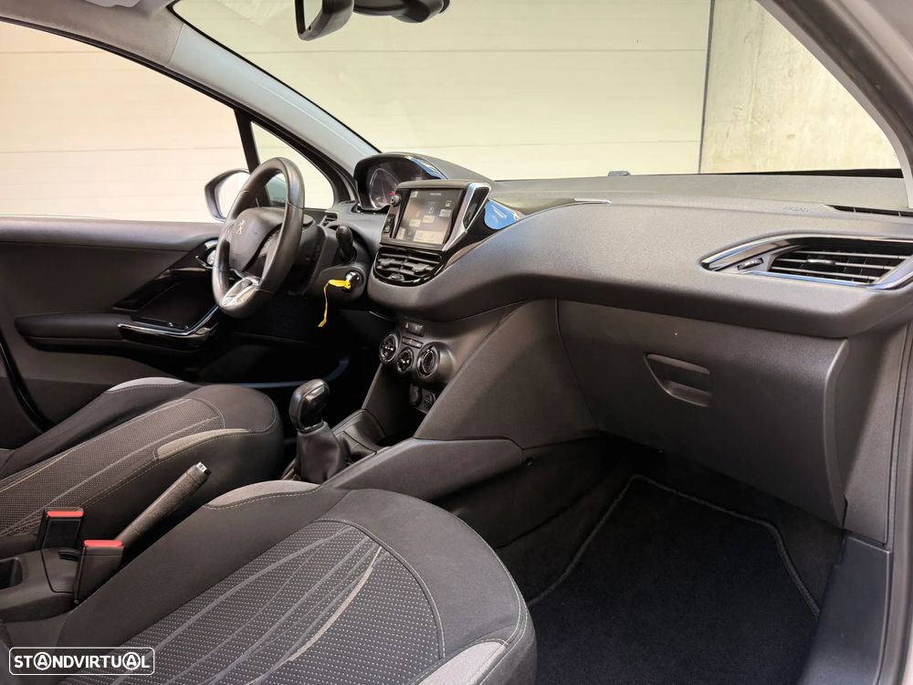 Peugeot 208 1.2 VTi Active - 22