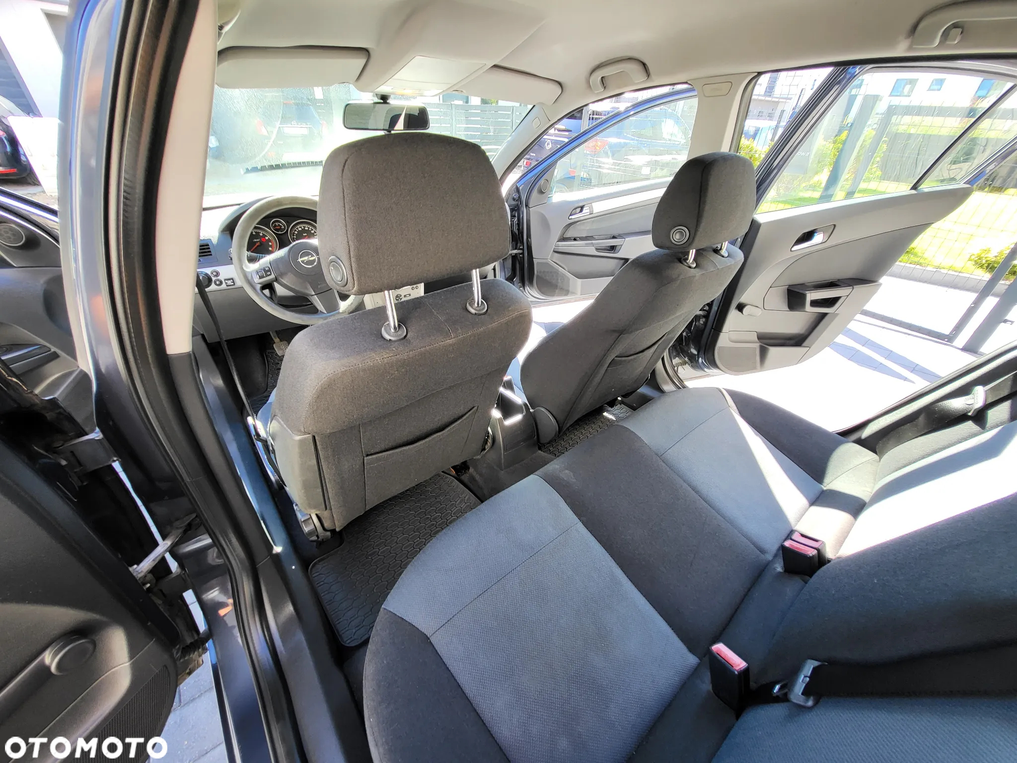 Opel Astra 1.6 Cosmo - 23