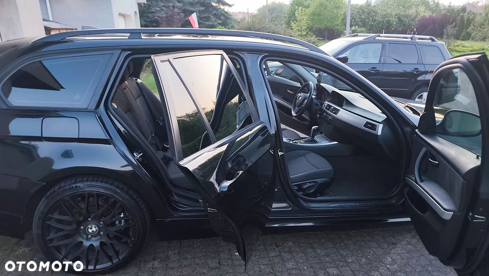 BMW Seria 3 320d DPF - 34