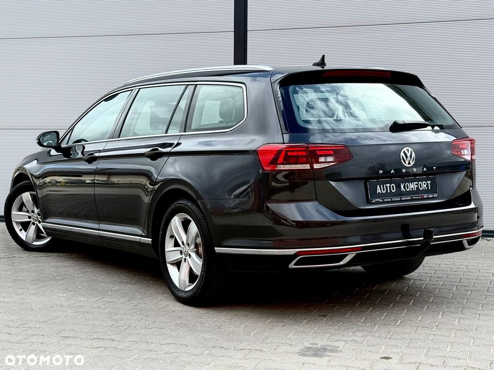 Volkswagen Passat Variant 2.0 TDI SCR DSG BlueMotion Highline - 15