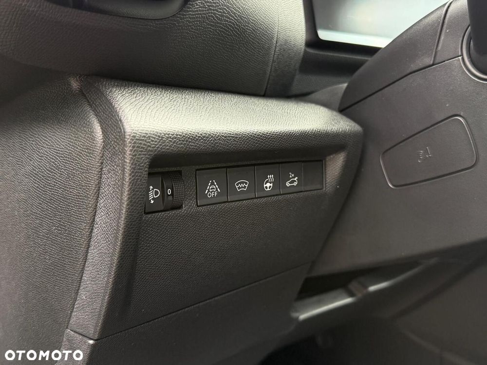 Citroën C4X 1.2 PureTech Feel Pack S&S EAT8 - 28