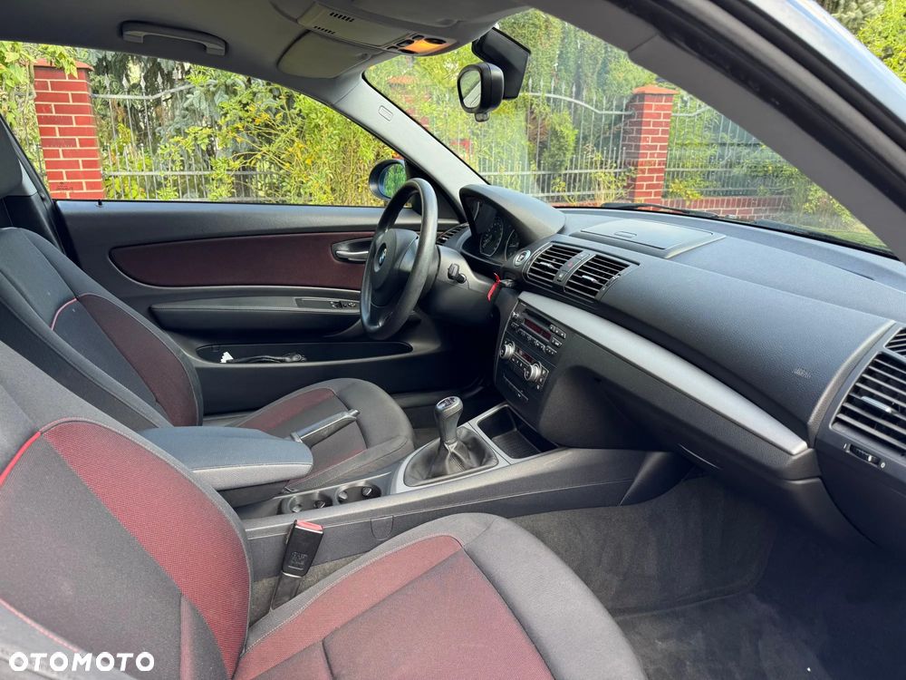 BMW Seria 1 118i - 10
