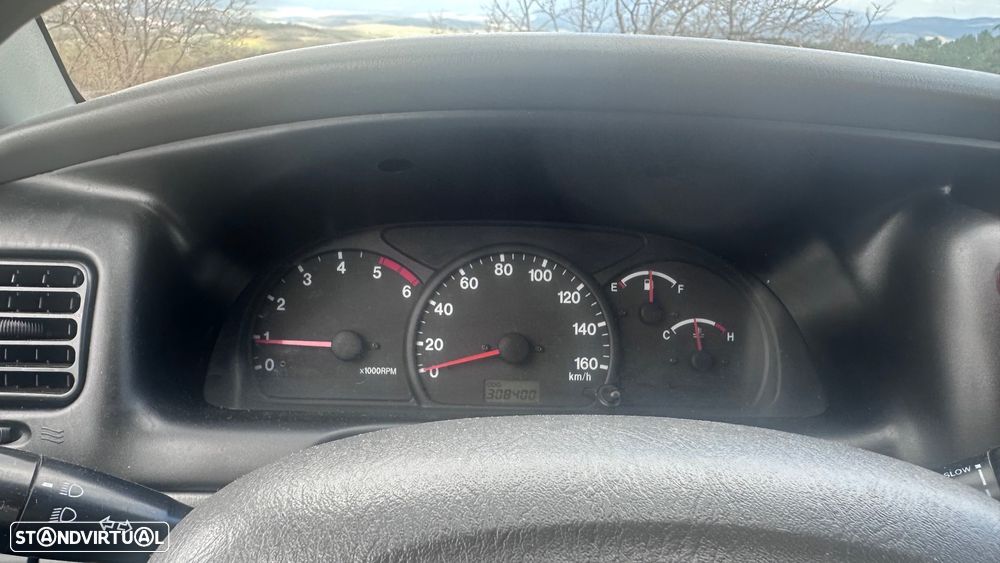 Suzuki Grand Vitara Metal Top 2.0 TDi - 5