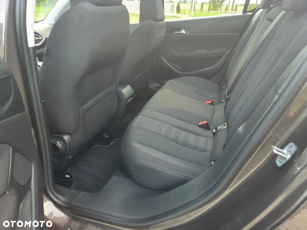 Peugeot 308 1.6 e-HDi Access S&S - 15