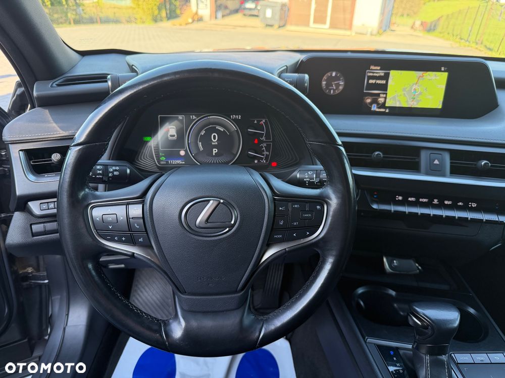 Lexus UX 250h Elegance 2WD - 26