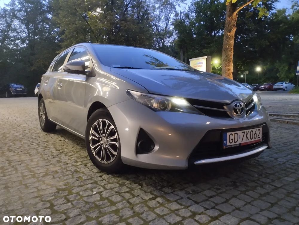 Toyota Auris 1.33 VVT-i Life Comfort - 5