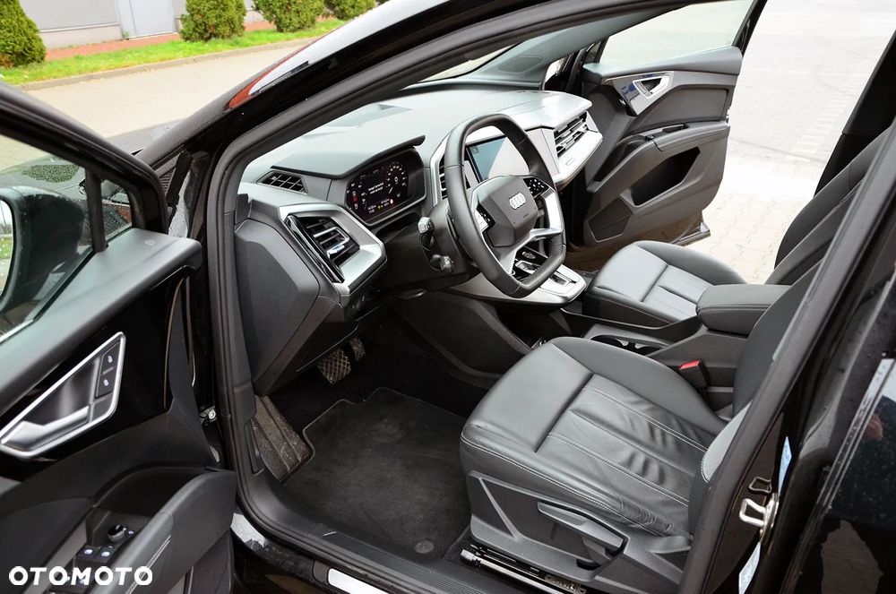 Audi Q4 e-tron 35 52kWh Advanced - 16