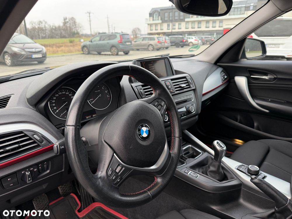 BMW Seria 1 118i Sport Line - 20