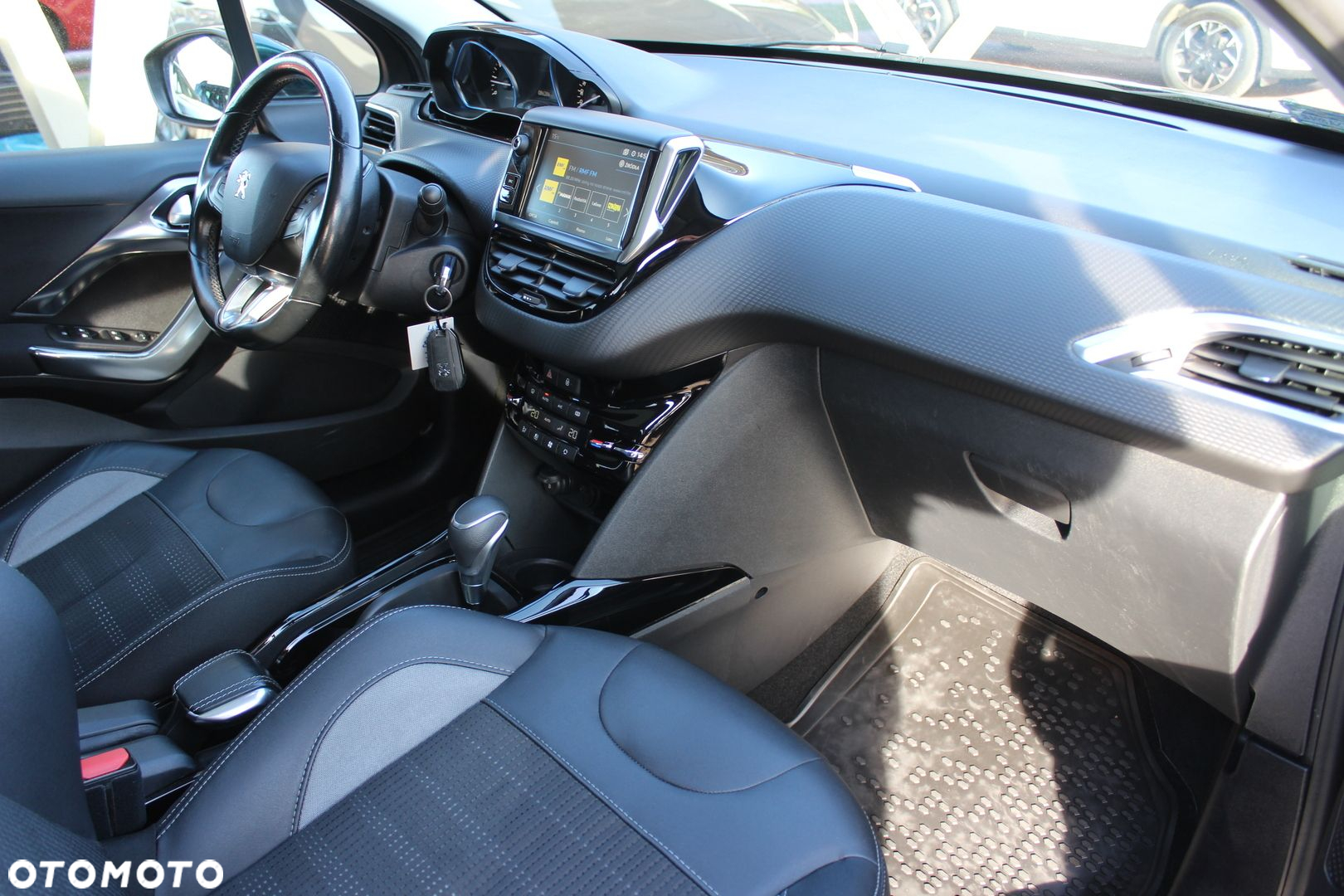 Peugeot 2008 - 36