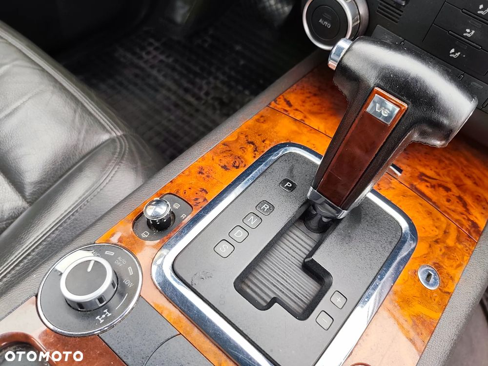 Volkswagen Touareg - 20