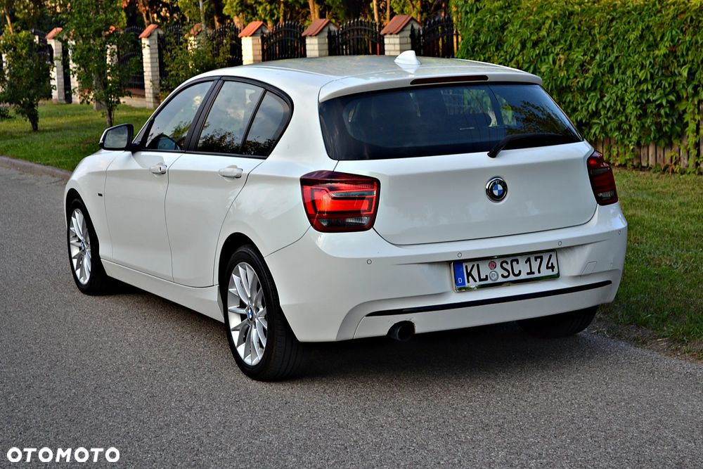 BMW Seria 1 120d xDrive Sport Line - 7