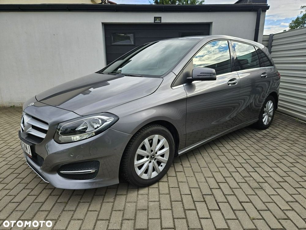 Mercedes-Benz Klasa B 180 7G-DCT Style - 11
