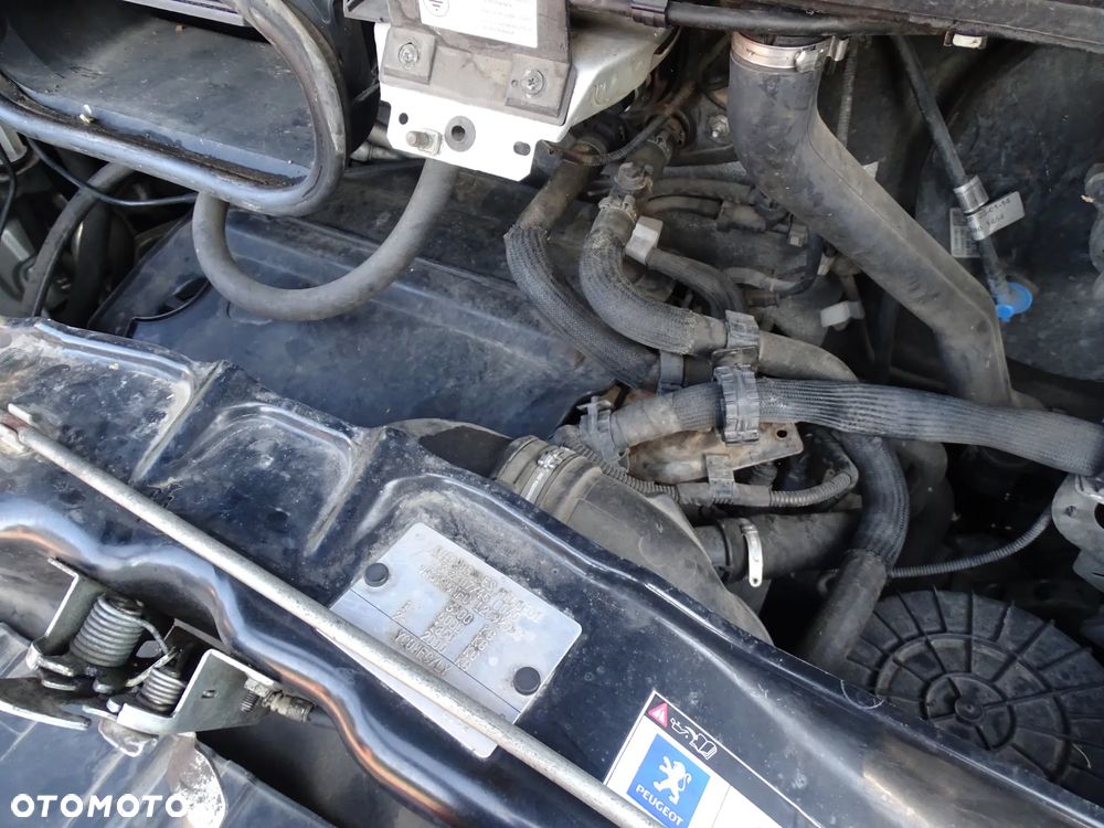 Peugeot Boxer 2,2 HDI -150 koni ,L3 H3 , Klimatyzacja-sprawna ,MAX -WYSOKI, paka -3,75 ŁAD. 1,5 T ŁADNY STAN ! - 19