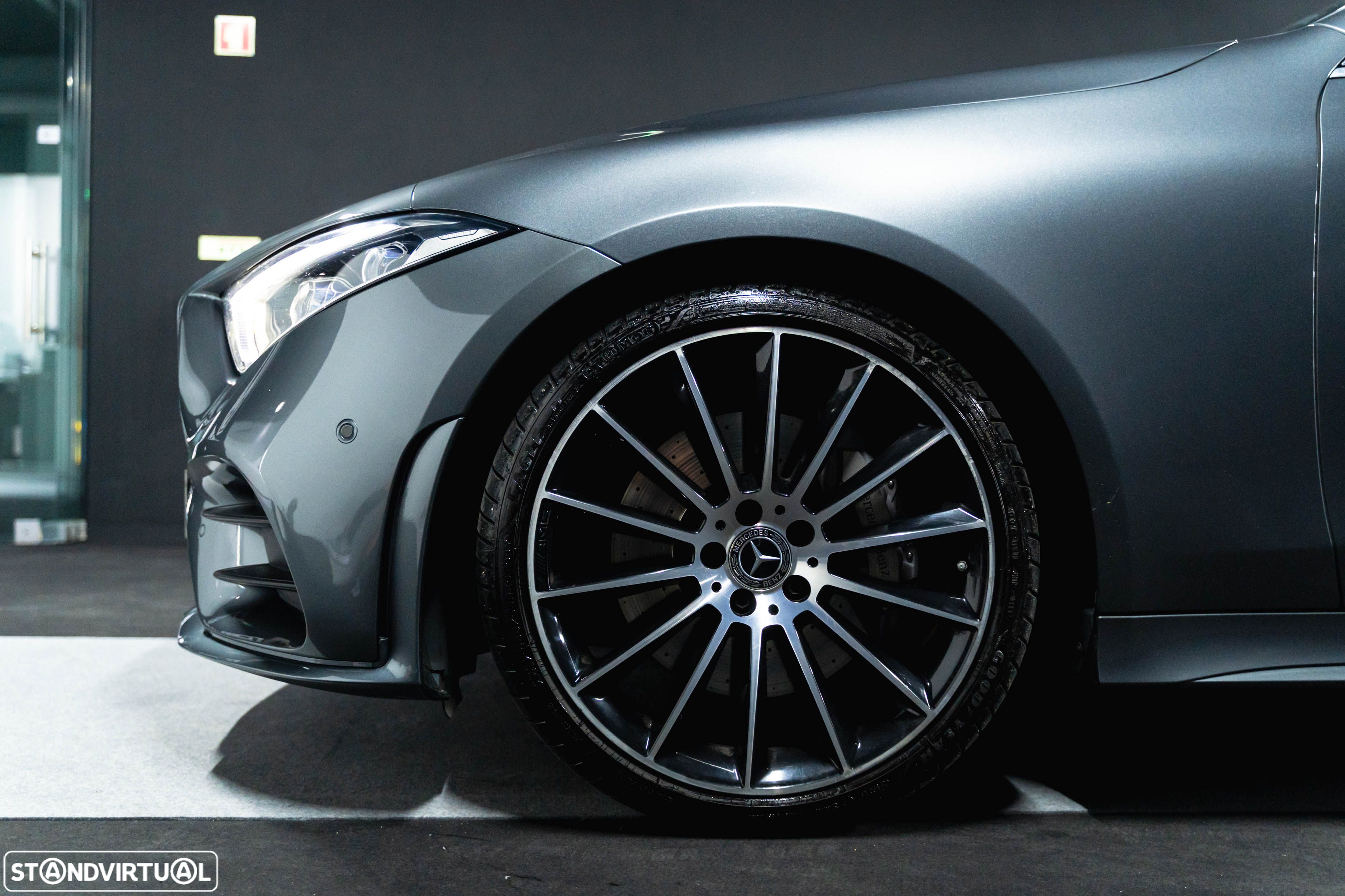 Mercedes-Benz CLS 300 d AMG Line - 3