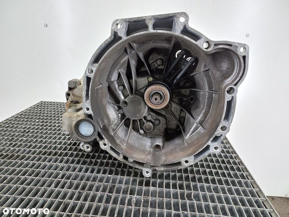 SKRZYNIA BIEGÓW MANUALNA MAZDA 2 I 2N1R7002CB 1.4 16V - 2