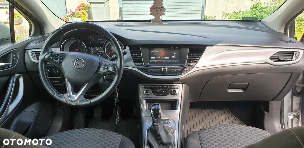 Opel Astra 1.6 CDTI Dynamic S&S - 8