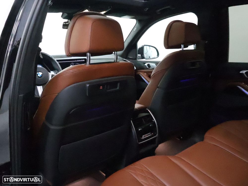 BMW X7 40 d xDrive Pack M - 34